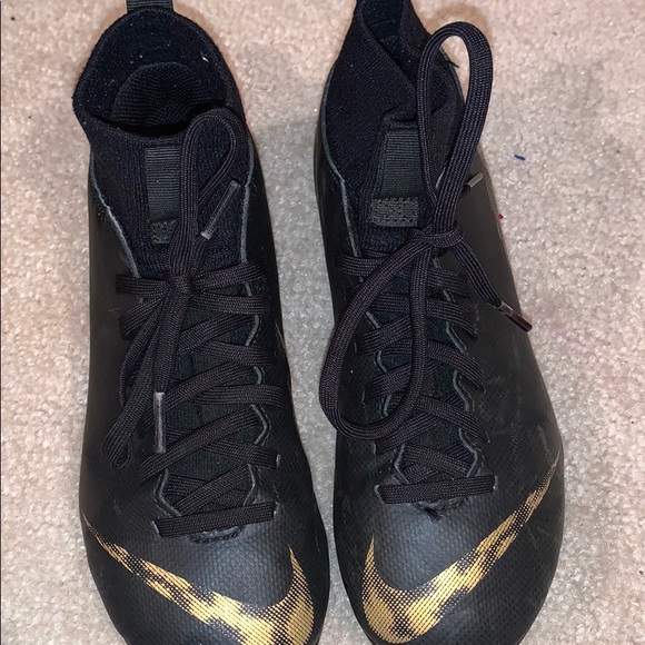 Nike ankle sock soccer cleats - Picture 3 of 4